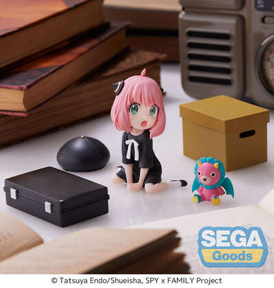 Spy x Family - Anya Forger Pretend Play Luminasta Figure